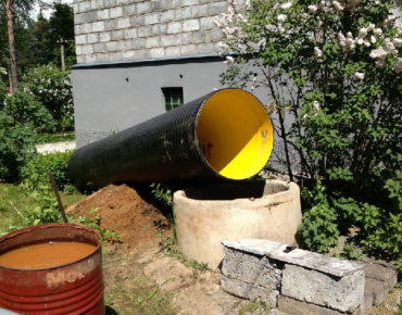 опускание трубы