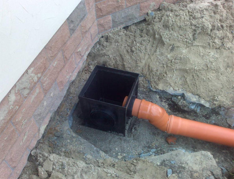 Трубы для ливневой канализации: виды, требования, правила выбора и монтаж