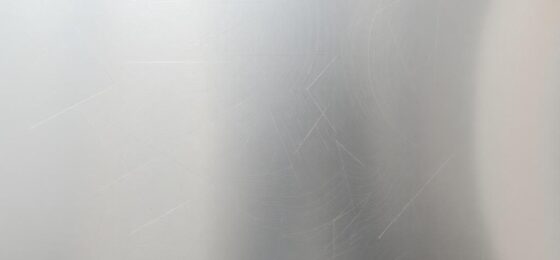 Лист из нержавеющей стали: как выбрать, обработать и эксплуатировать без сюрпризов